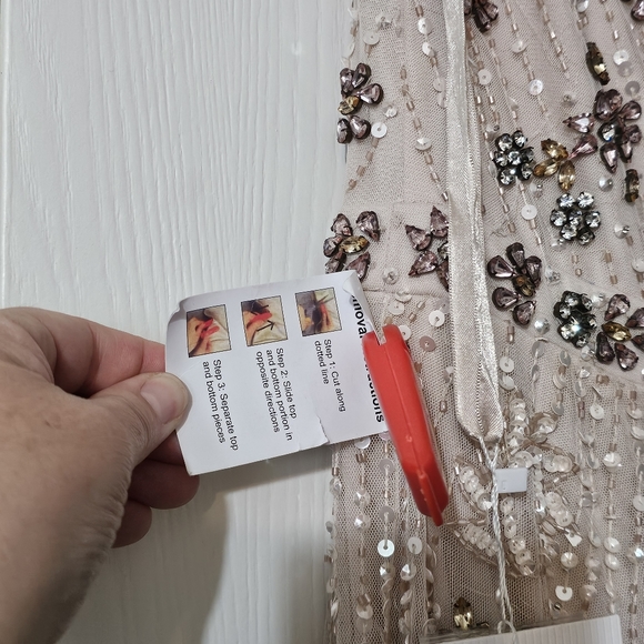 MAC DUGGAL size 10  EMBELLISHED WRAP OVER CAP SLEEVE A-LINE GOWN Dress - Picture 8 of 9